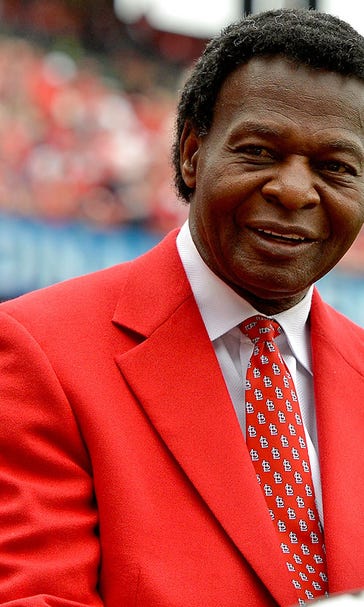 Brock will throw out ceremonial first pitch at Cardinals' home opener
